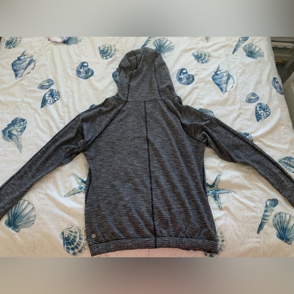 Lululemon Healthy Heart Pullover Black White Coco Pique Size 6 - Picture 5 of 9